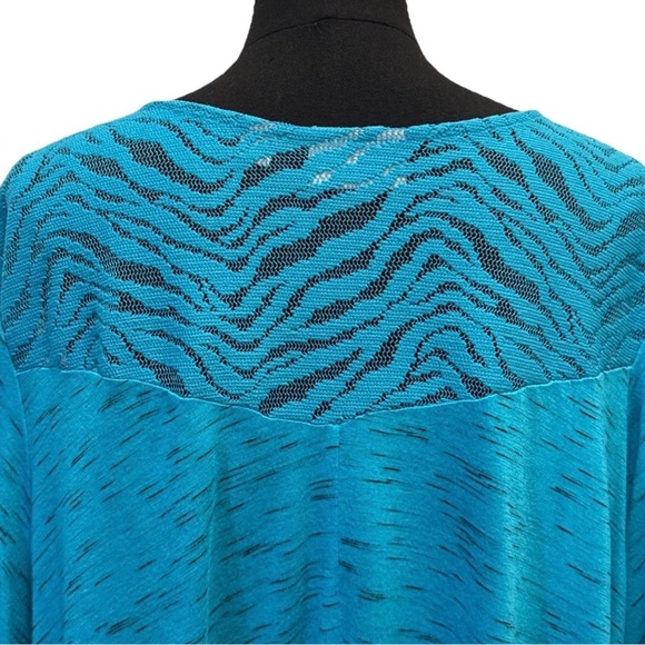 Avenue Women’s Multicolor V-Neck Tie-Dye Beaded Blouse, Size 30/32 - Picture 11 of 13